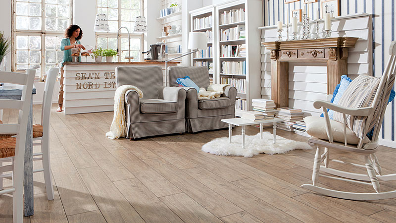 Ламинат Haro Tritty 100 Loft 4V каштан импрессо 535373 фото в интерьере